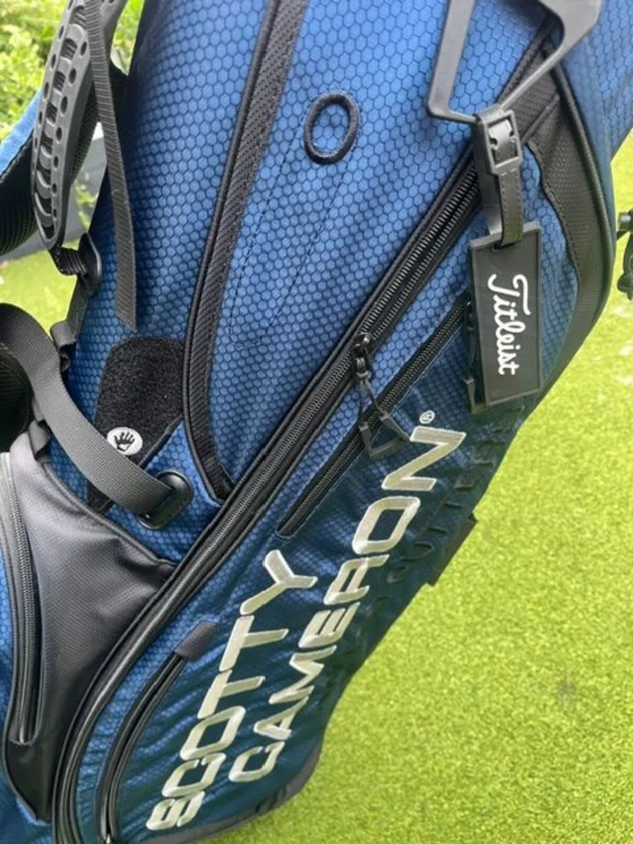 Scotty Cameron Circle T Navy Blue Golf Bag - Image 3