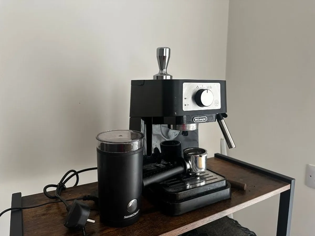 Espresso machine, Really good quality, barely used - Image 1