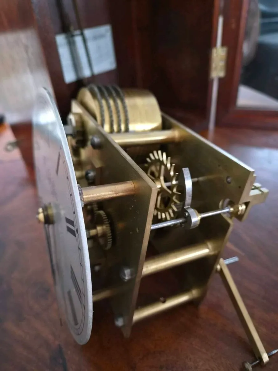 Fusee wall clock - Image 4