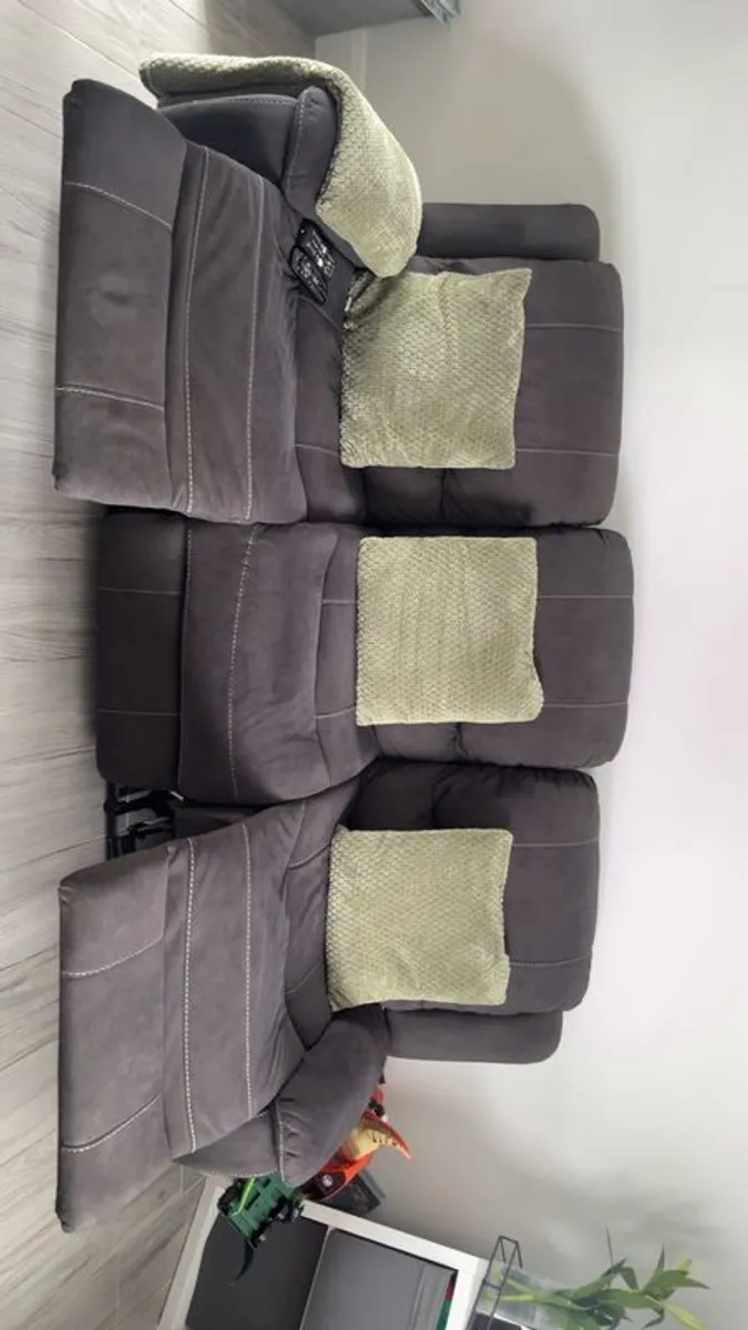 3&2 Seater Kilkenny - Image 1