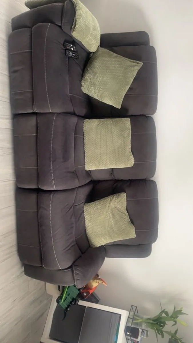 3&2 Seater Kilkenny - Image 4