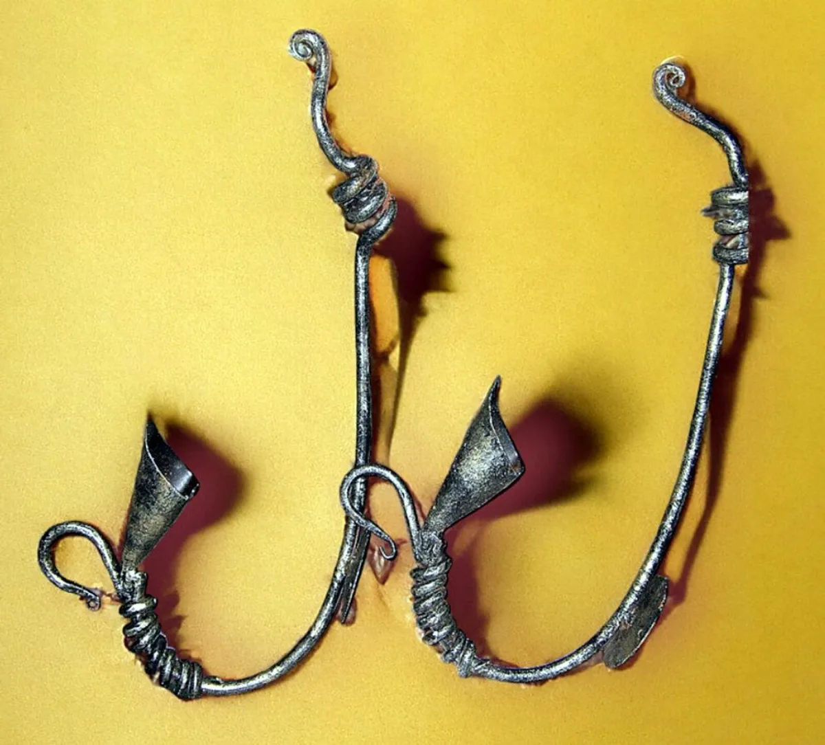Vintage Pair Wrought Iron Wall Candle Sconces - Image 4
