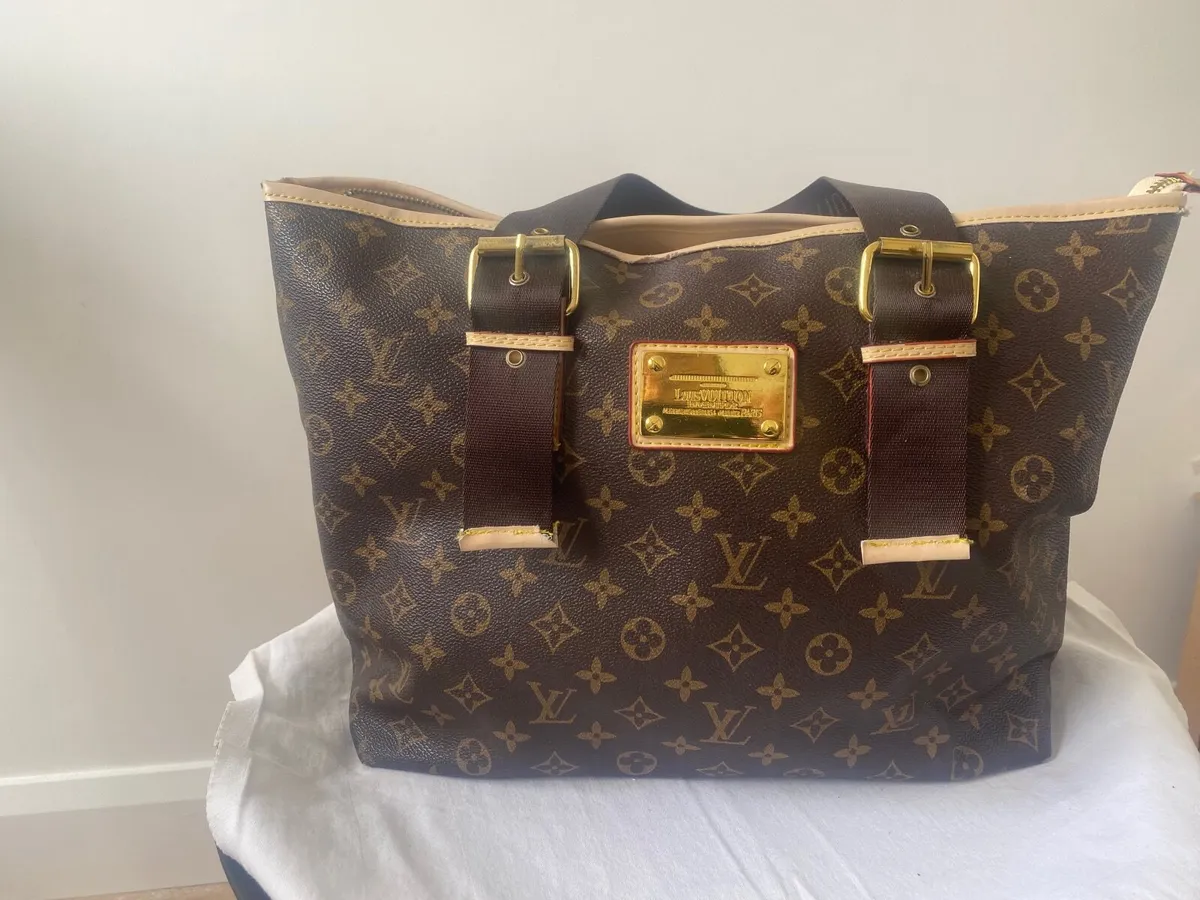 Womens bags - Image 1