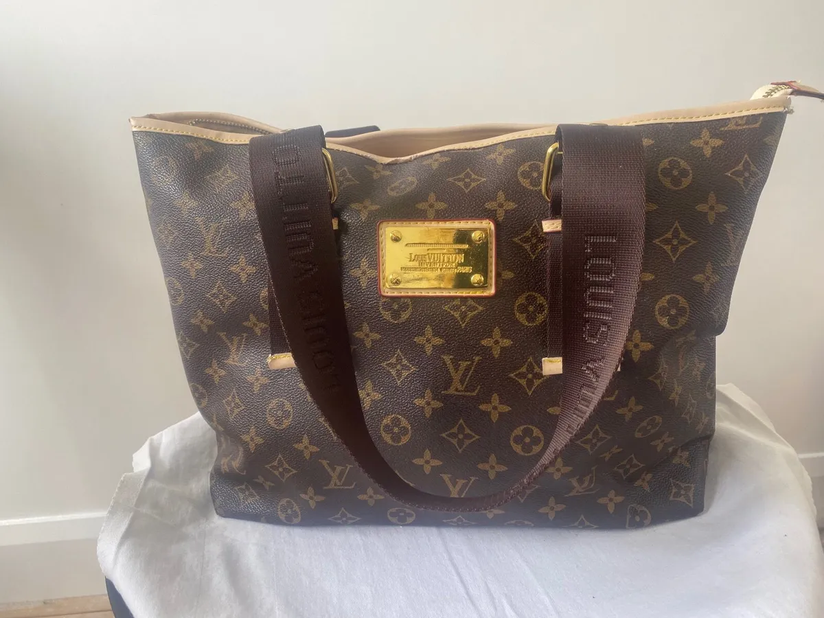 Womens bags - Image 2