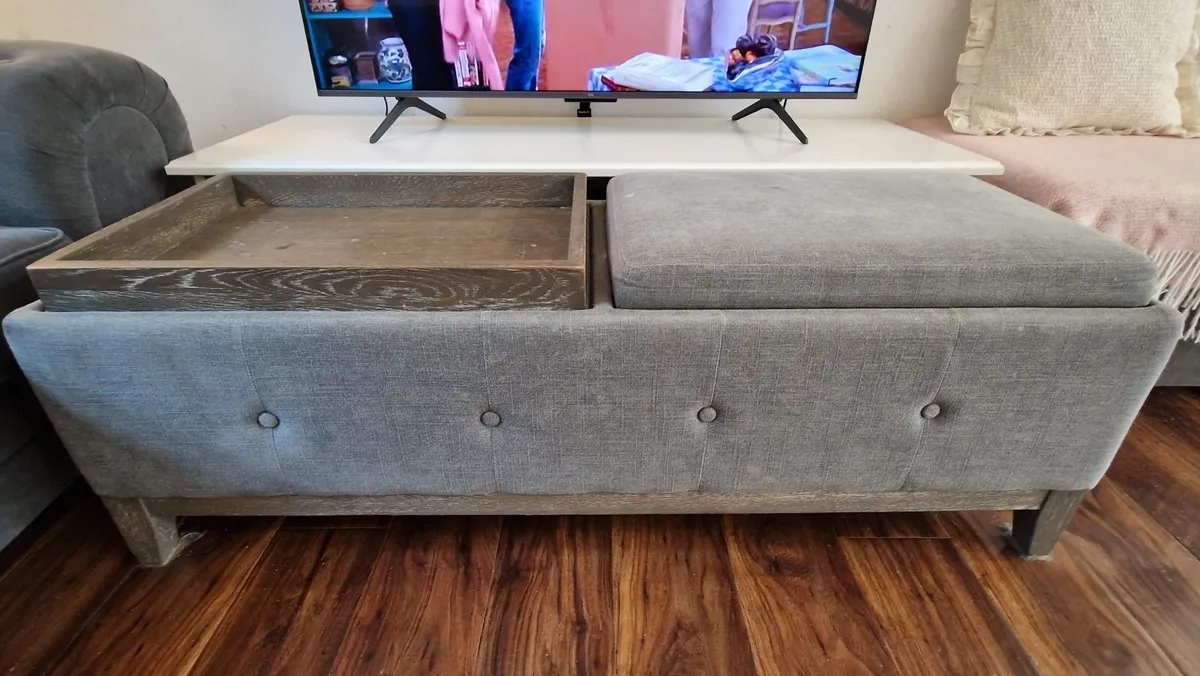 Coffee table - Image 1