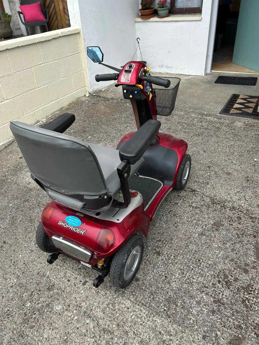 Mobility scooter - Image 1