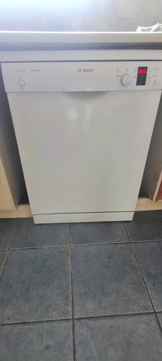 Bosch Dishwaaher Series 2 - Image 3