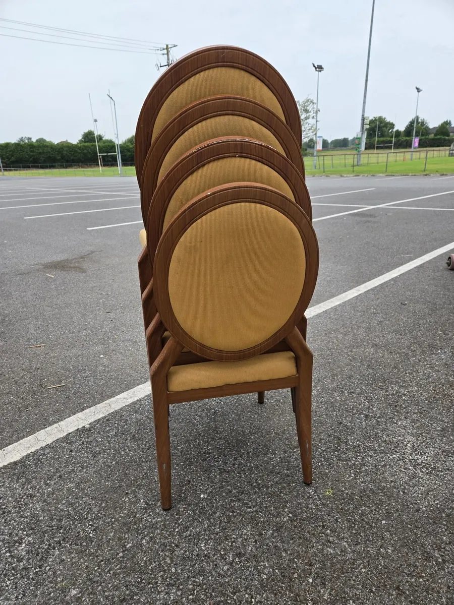 Stackable chairs - Image 1