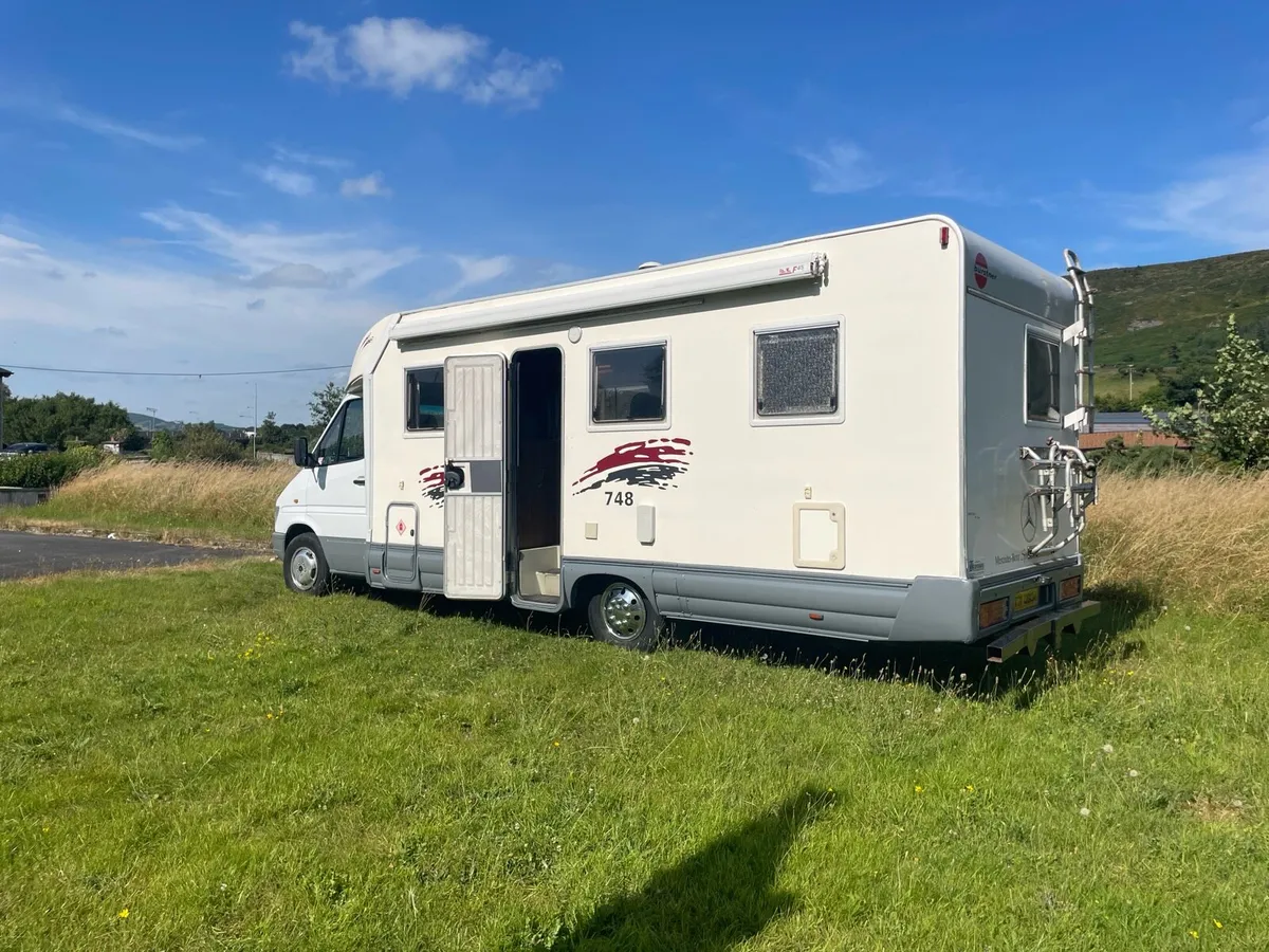 Mercedes-Benz Sprinter 311 BURSTNER 5 berth NI - Image 4