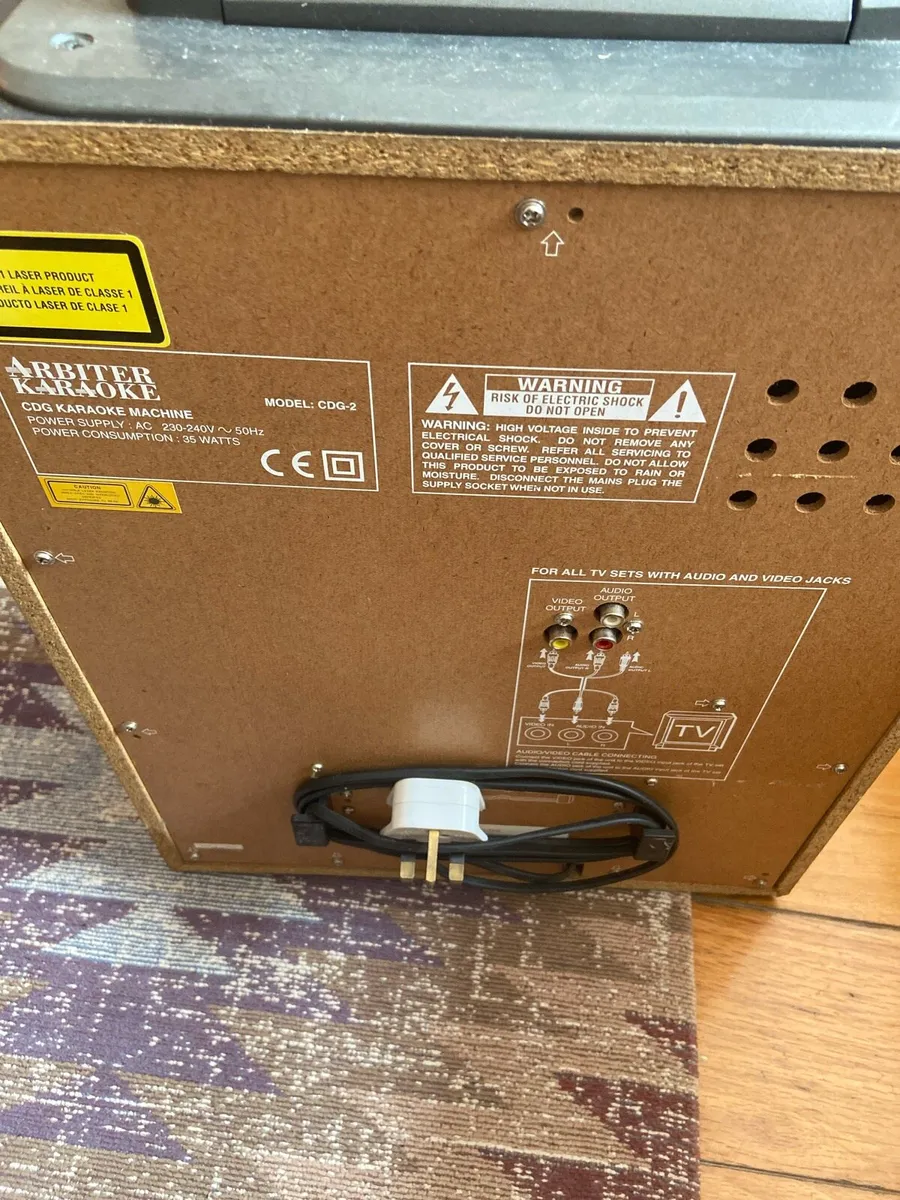 Karaoke machine - Image 3