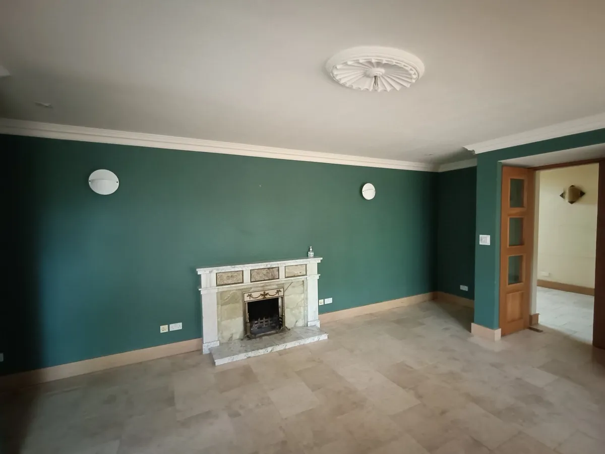 Fireplace - Image 3