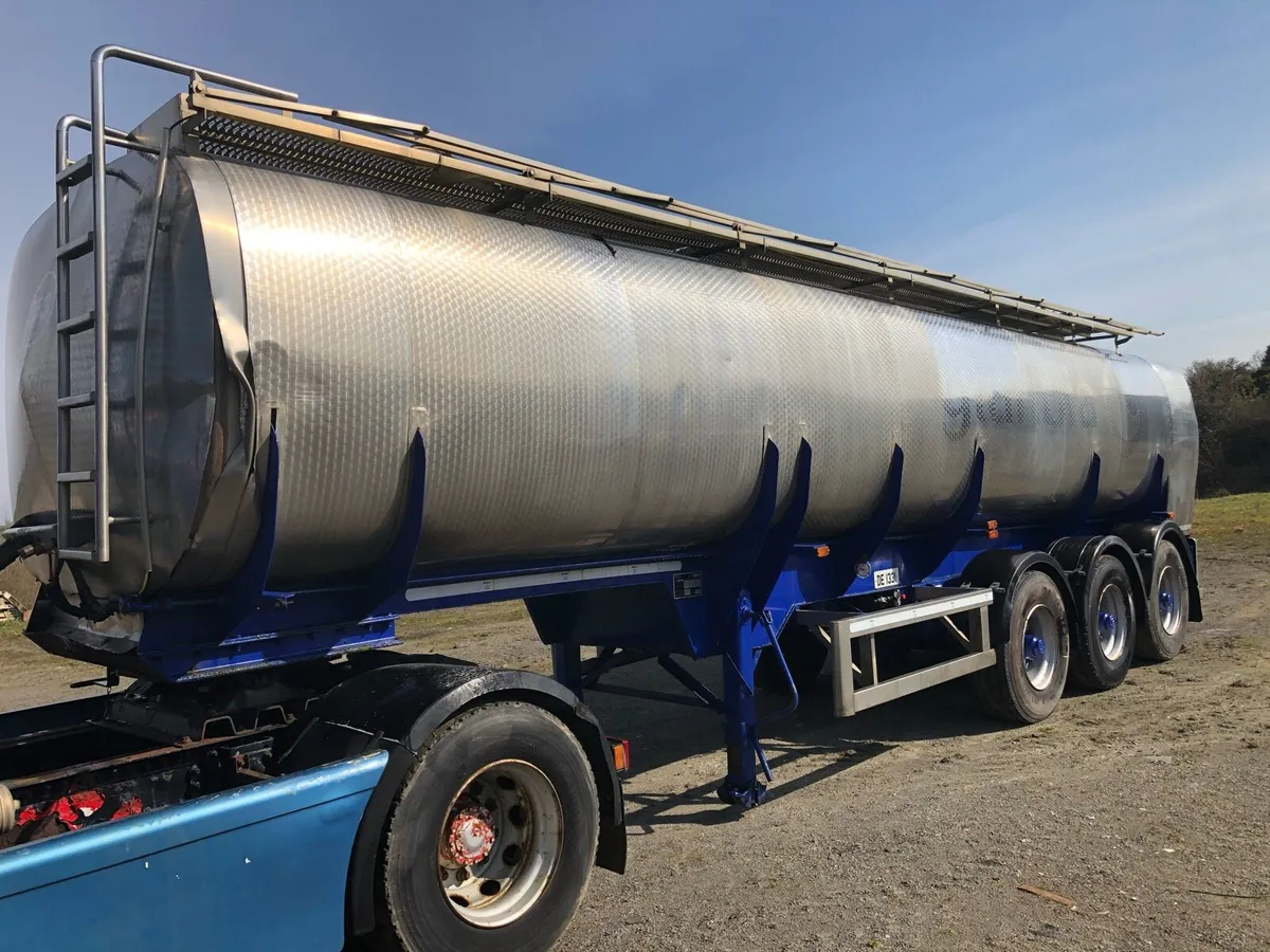 Stainless steel tanker - Image 2