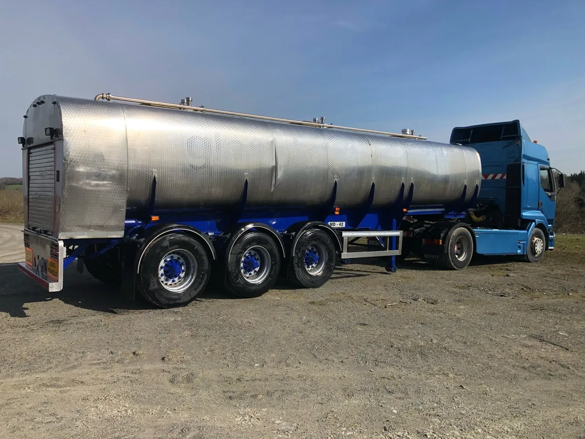 Stainless steel tanker - Image 3
