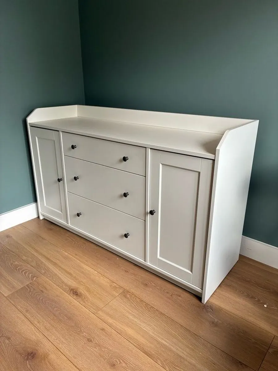 White sideboard cabinet - Image 4