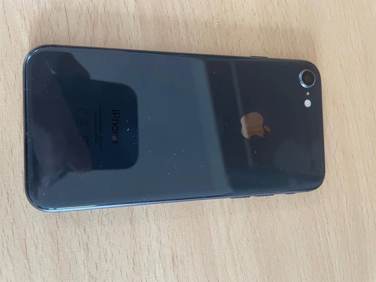 iPhone 8 64gb - Image 2