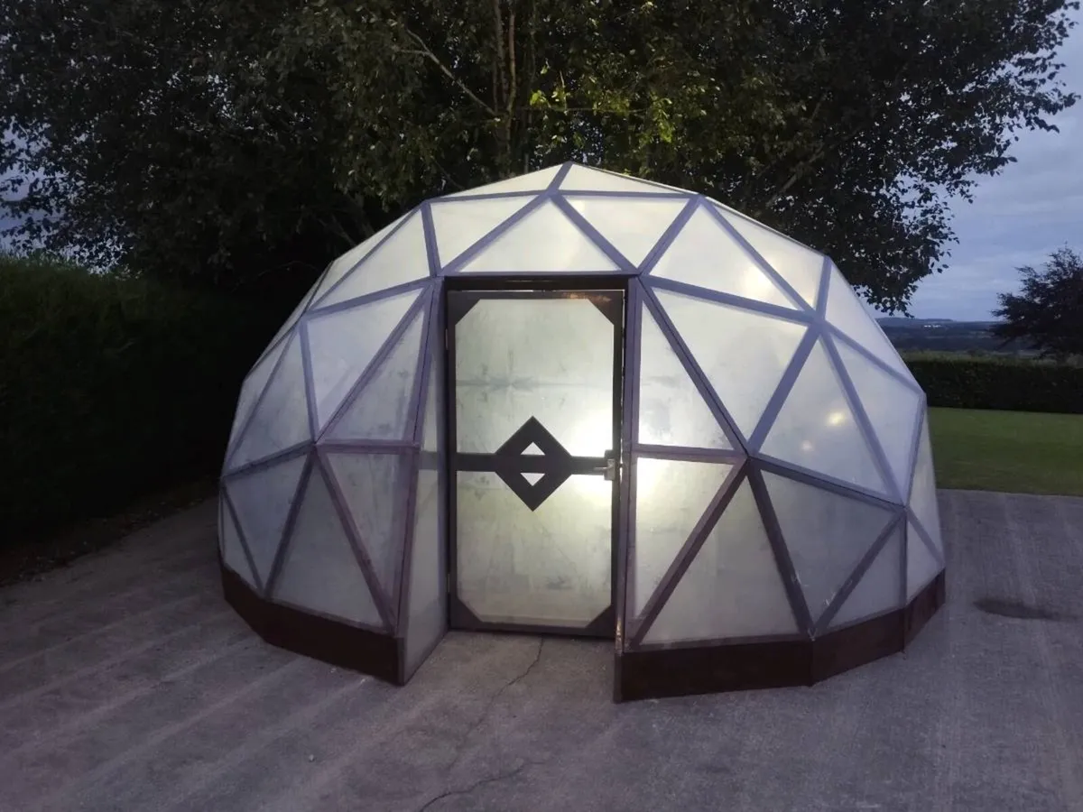 Geodesic dome garden room polytunnel - Image 2