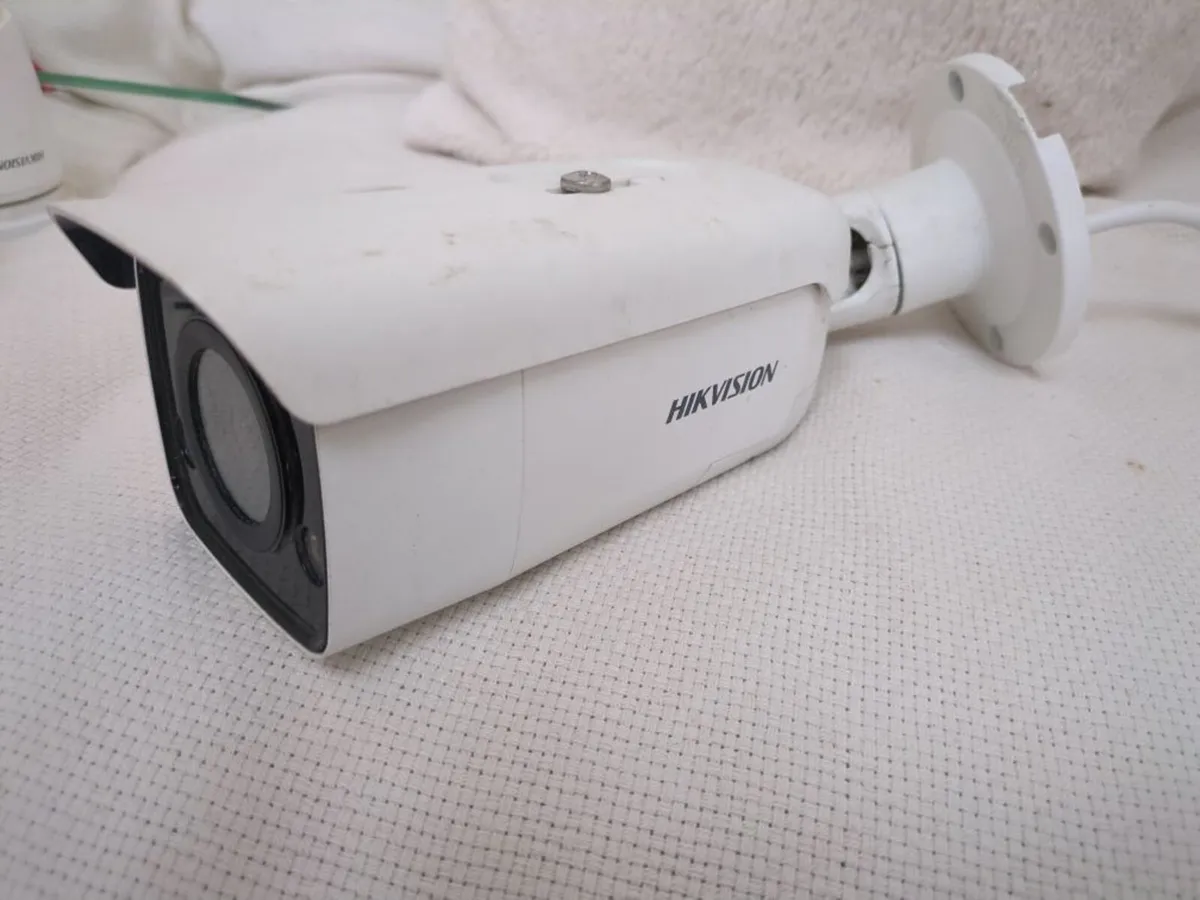 Hikvision CCTV Camera 4K 8MP - Image 4