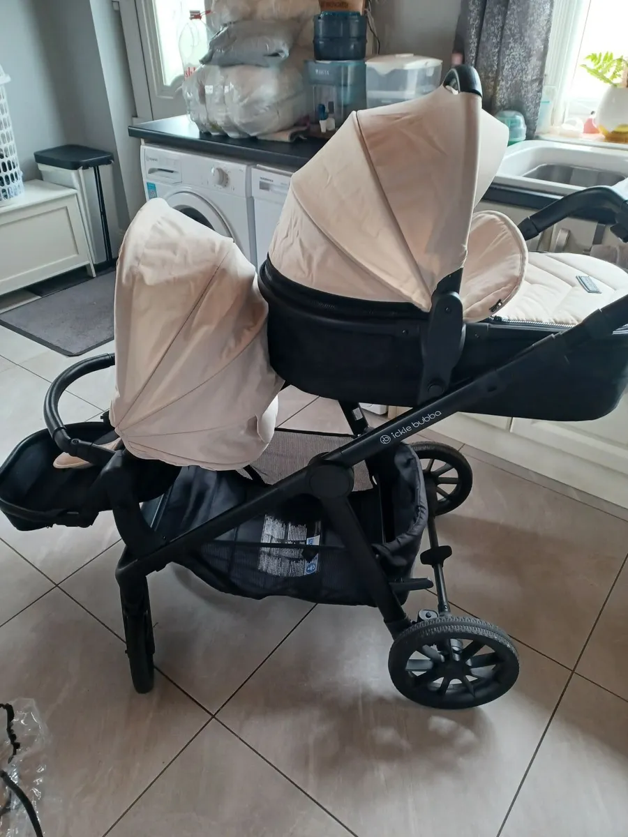 Ickle bubba virgo double buggy - Image 1