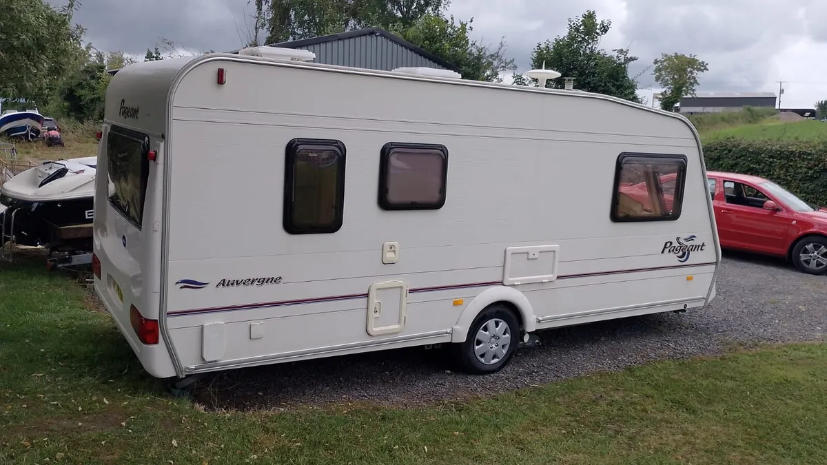 Bailey pageant 5 berth caravan - Image 3