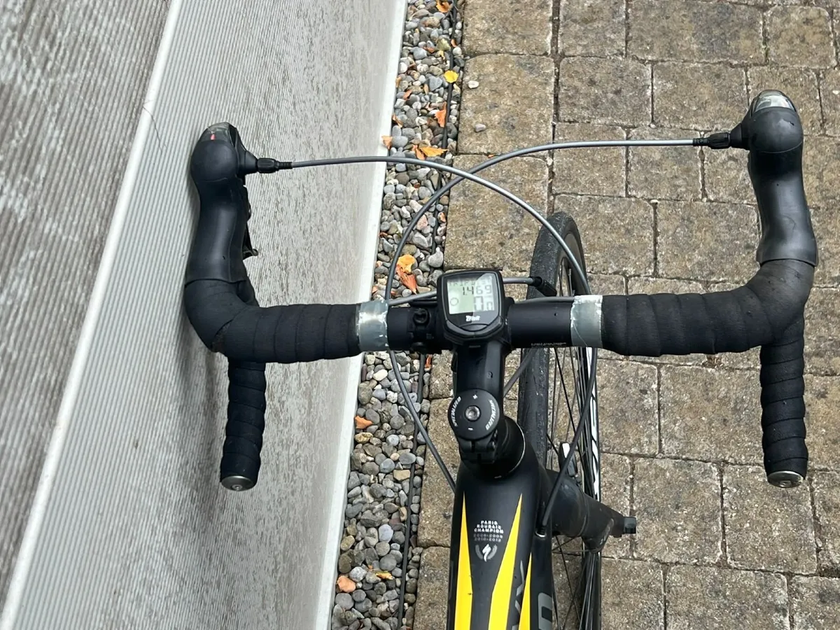 Road bike - Specialized Roubaix 54cm carbon - Image 4