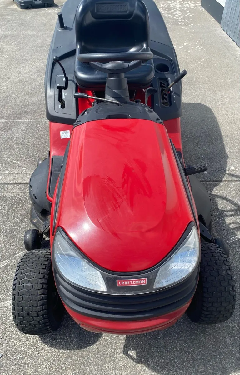Ride on lawnmower - Image 2