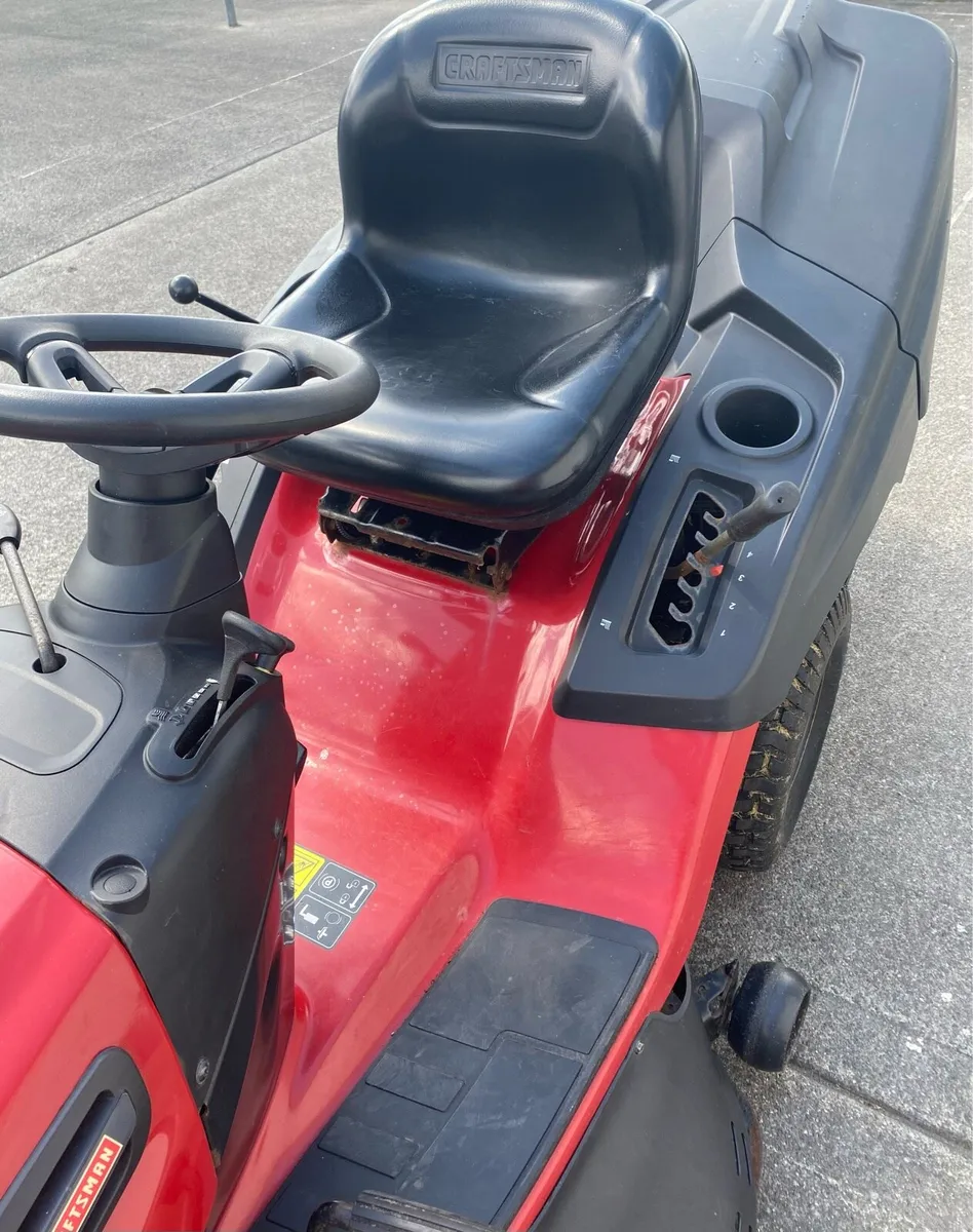 Ride on lawnmower - Image 4
