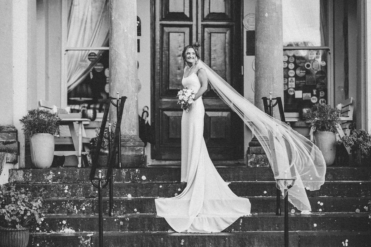 Wedding dress - Image 1