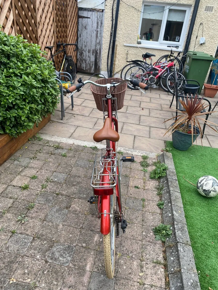 Lady’s bike - Image 3