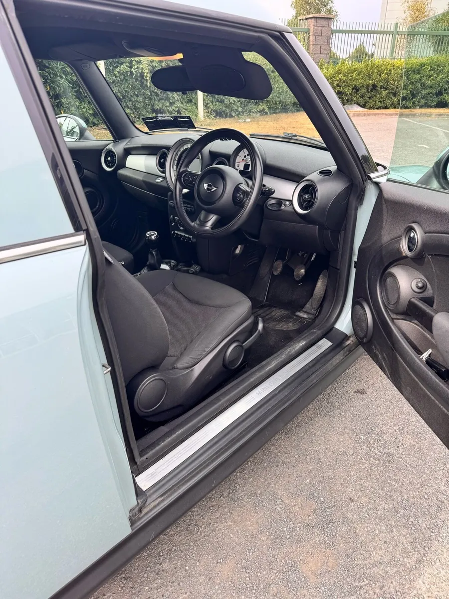 Mini Clubvan Cooper D - Image 3