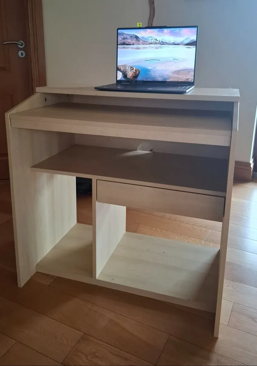 2x Office or gaming desks/ computer tables - Image 1