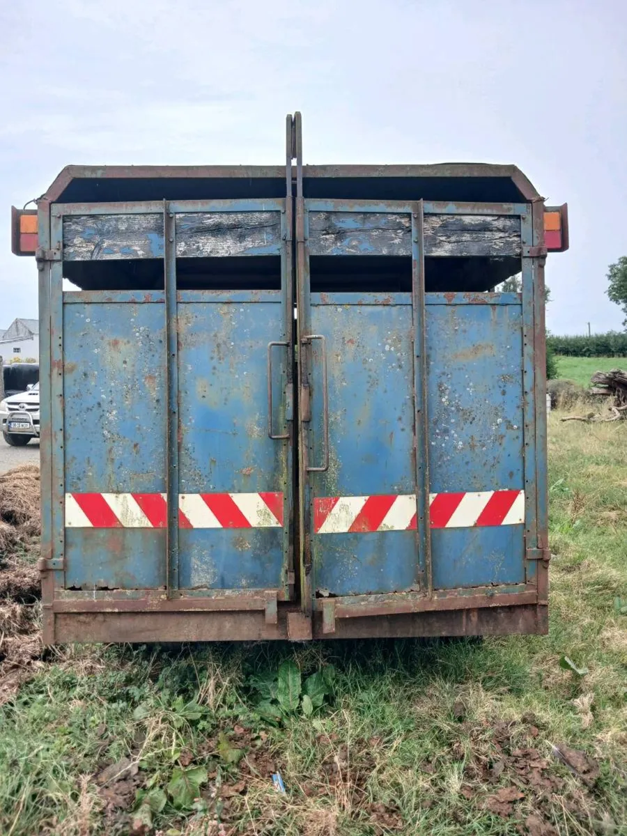 Tractor cattle trailer - Image 4