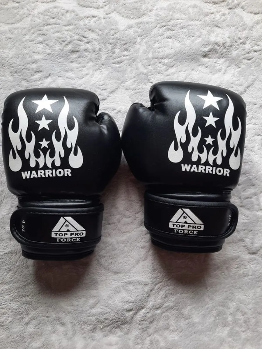 Boxing Gloves Top Pro 4oz - Image 1