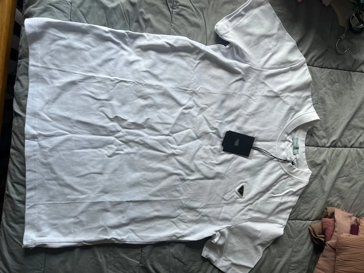 T-shirt - Image 1