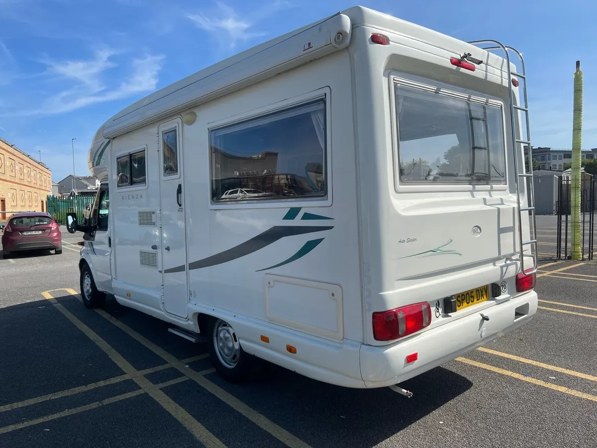 Motorhome - Image 4