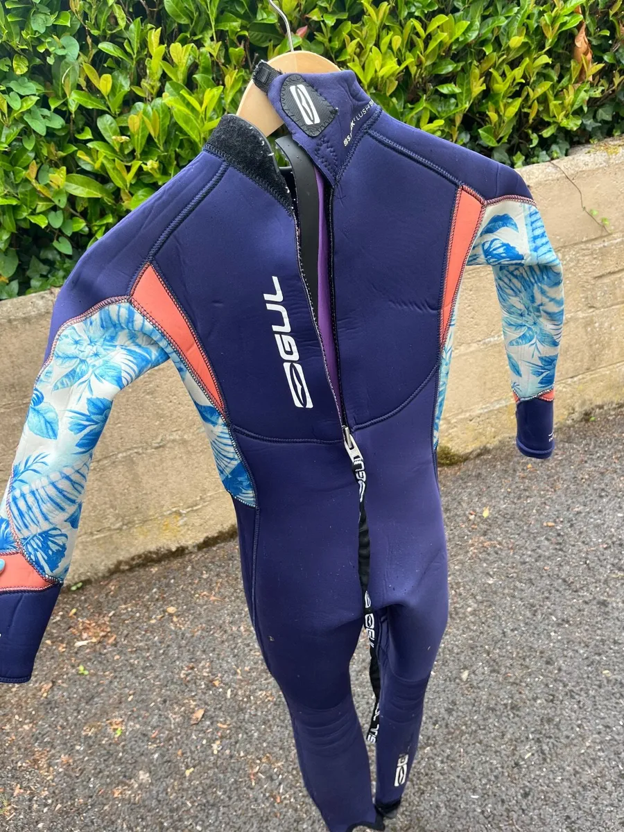 Kids scooters and wetsuit!! - Image 2