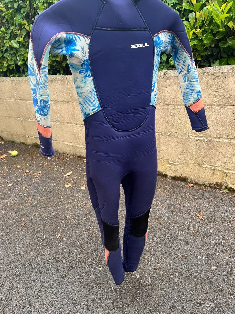 Kids scooters and wetsuit!! - Image 3
