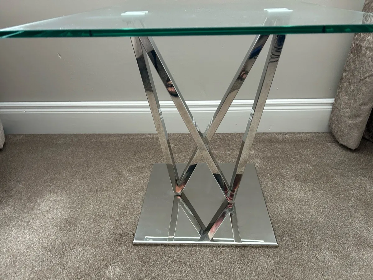 Glass Coffee table - Image 1