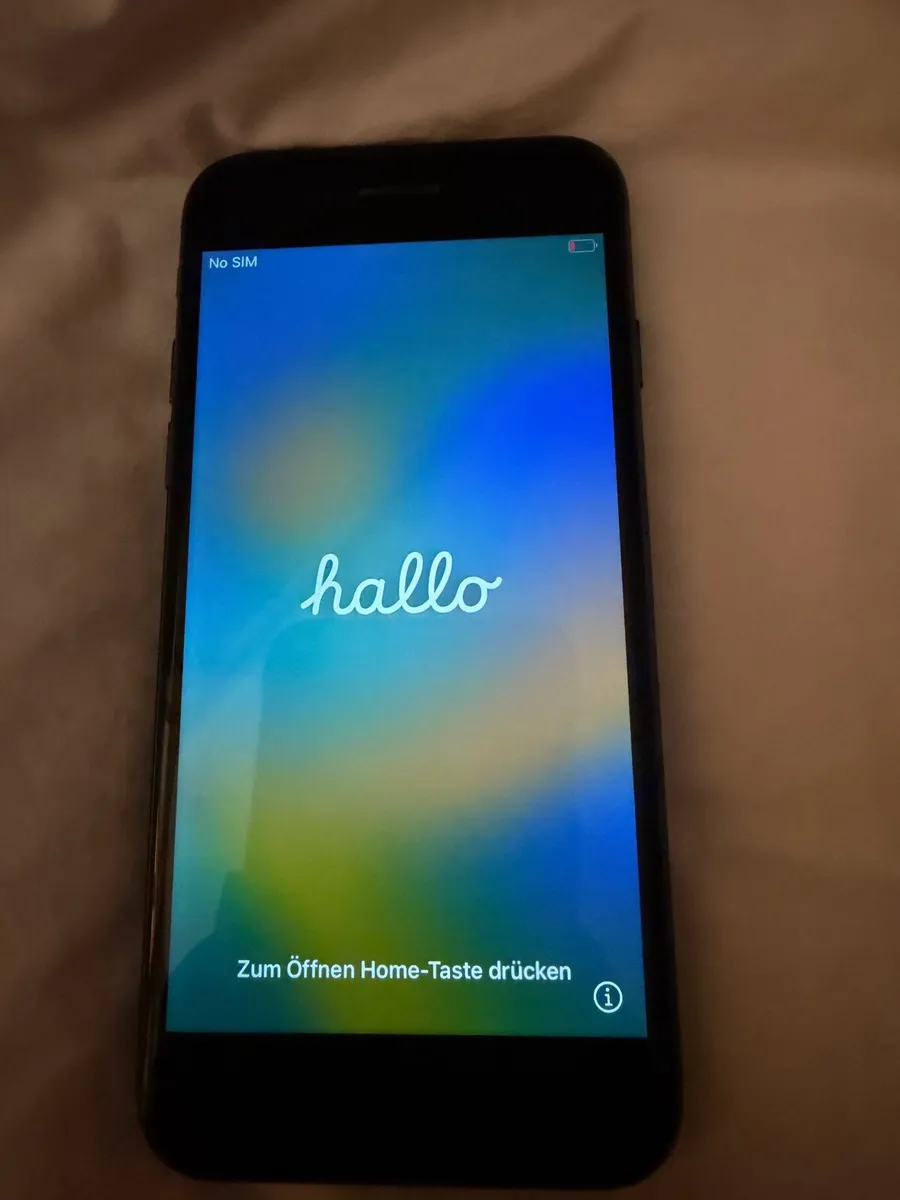 iPhone 8 64GB - Image 1