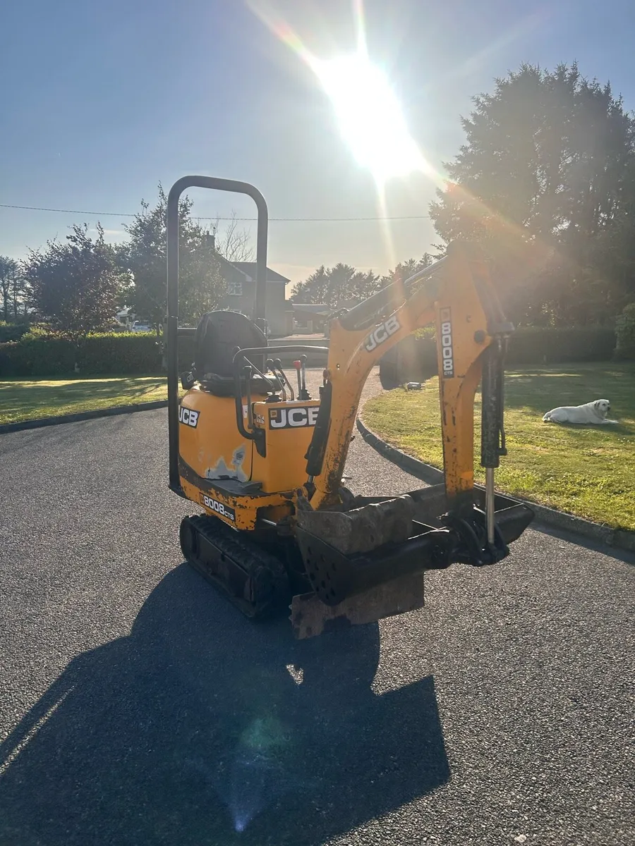 JCB micro digger 8008 - Image 4