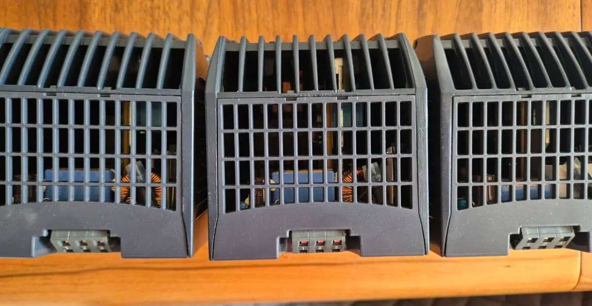 Wago power supply DC 24V, 5A - Image 3