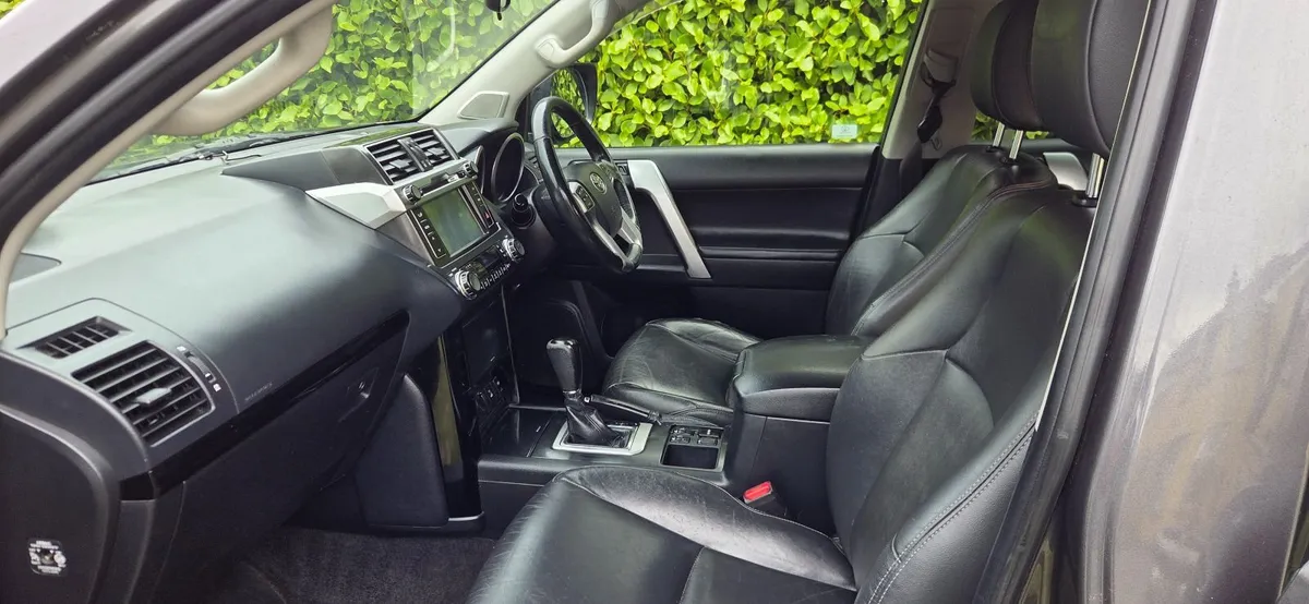 Toyota Land Cruiser 2017 - Image 3