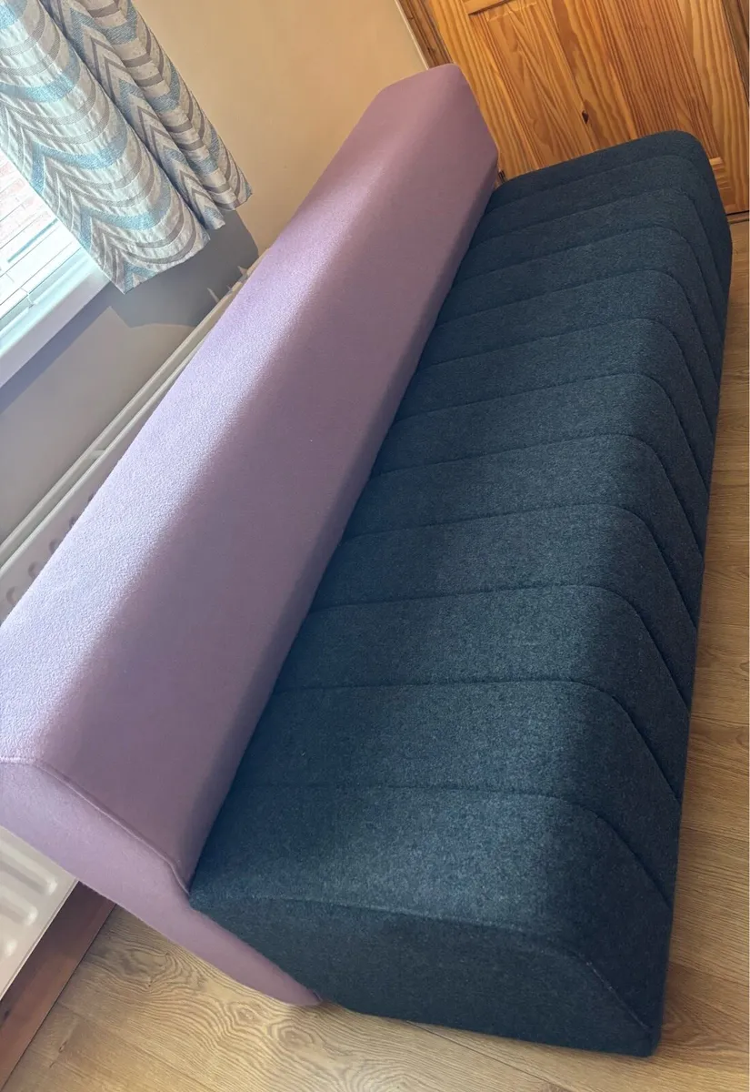Reception / waiting area Couch - Image 2