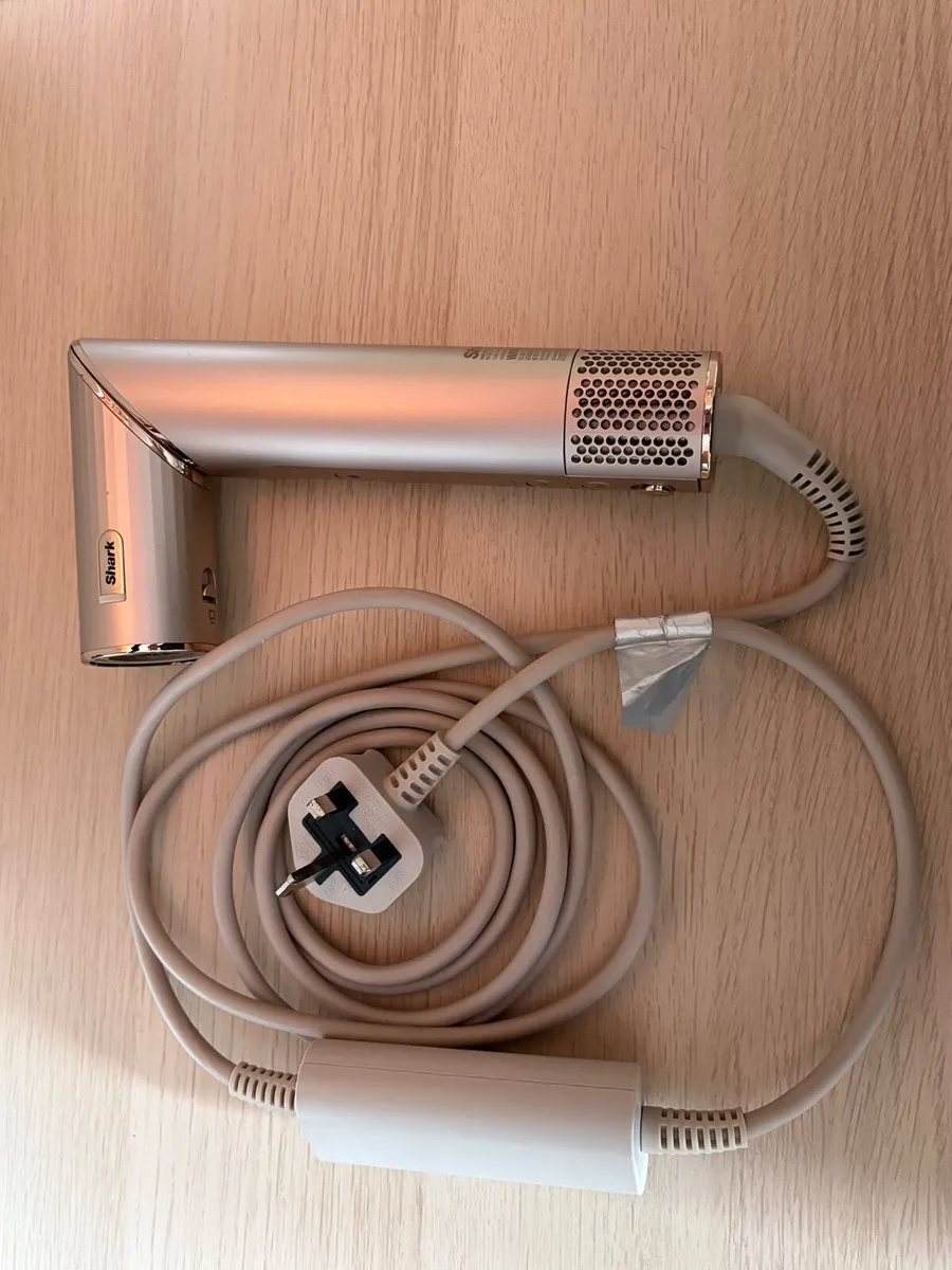 Shark FlexStyle Hairdryer - Image 3