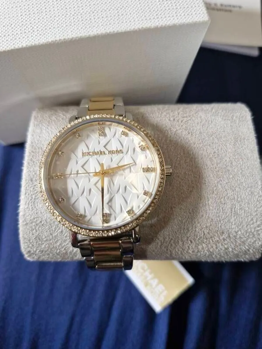 Michael Korrs Watch In Box - Image 2