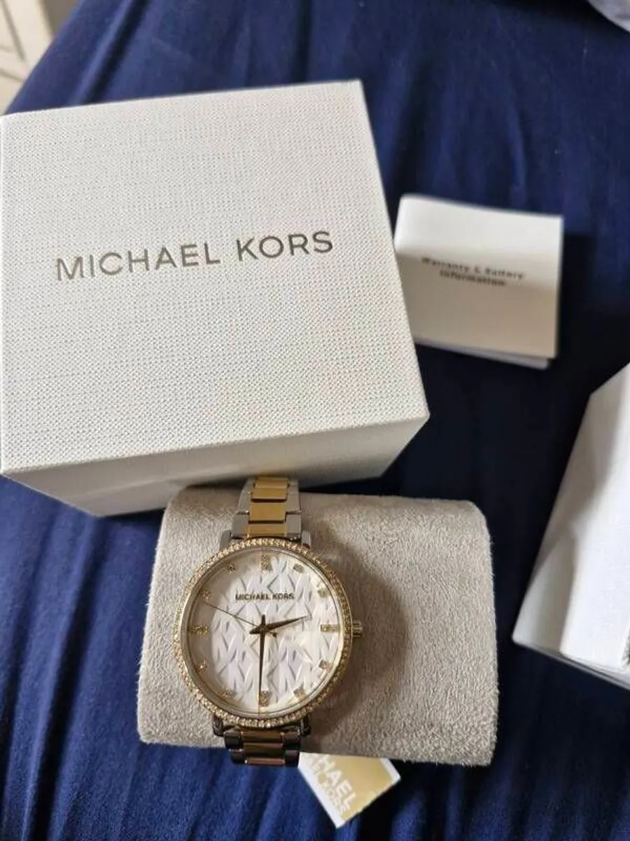 Michael Korrs Watch In Box - Image 3