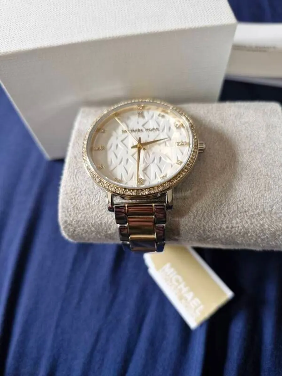 Michael Korrs Watch In Box - Image 4