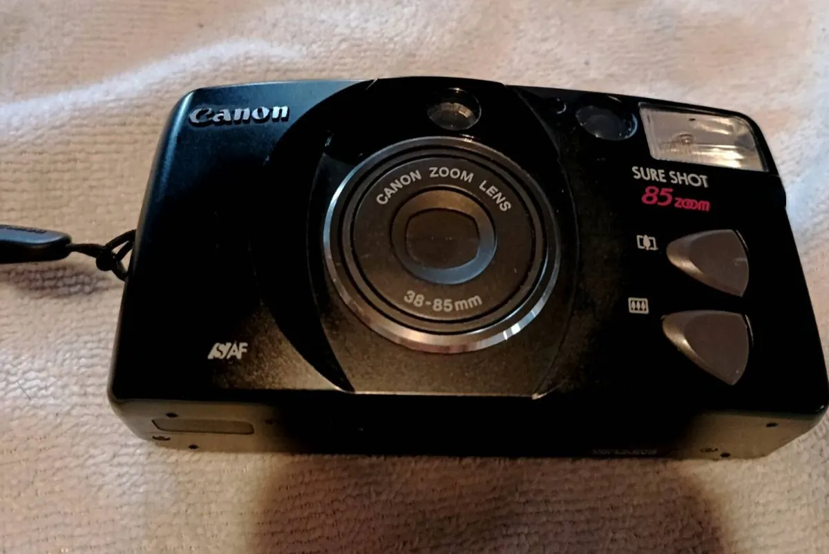 Canon Sureshot 85 - Image 2
