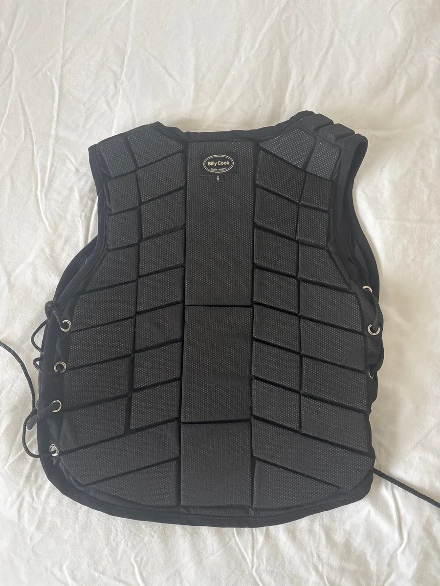 Horse Riding Gear - Image 3