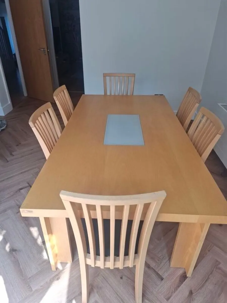 Kitchen table and 6 chairs - Image 1