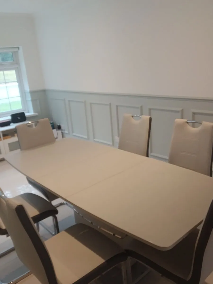 Extendable Dining Table and Chairs - Image 2